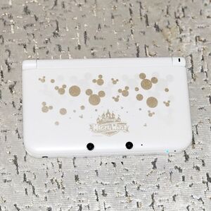 3DS XL Disney Magical World Edition With 250 Games Installed